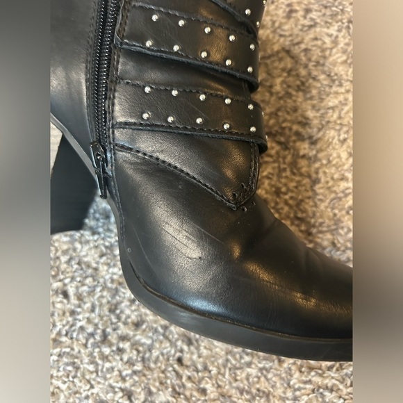 Madden Girl Sierra chunky heel ankle boots size 10 - Picture 8 of 9